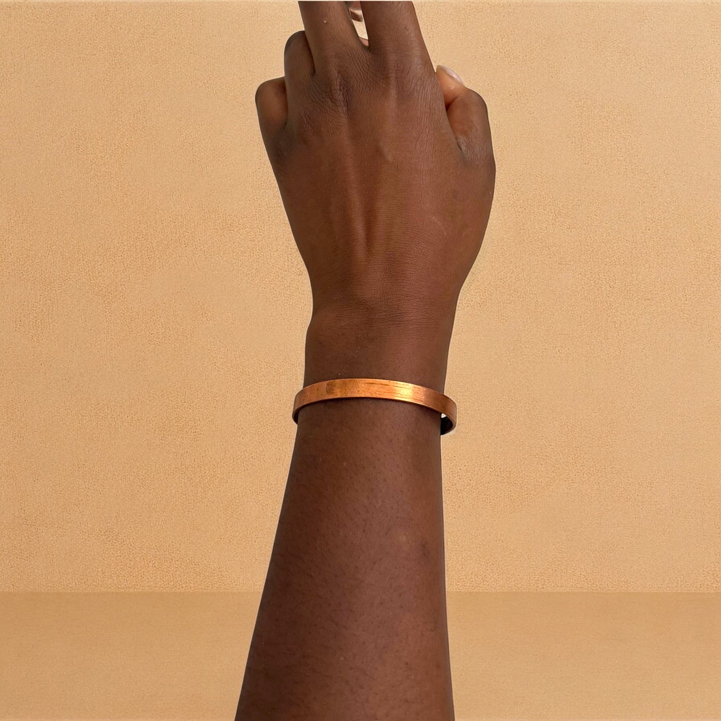 Lengo - Justerbart kobberarmbånd - Håndlaget i Senegal, Vest-Afrika
