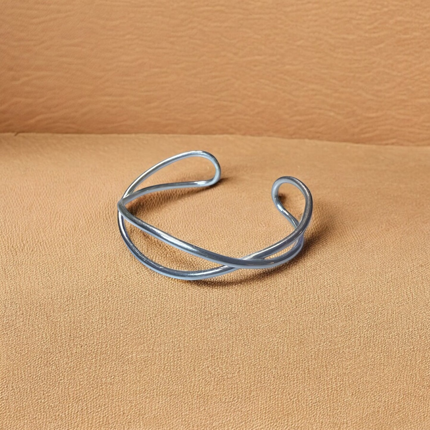 Fala Cuff