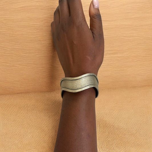 Sira - Metallarmbånd - Håndlaget i Senegal