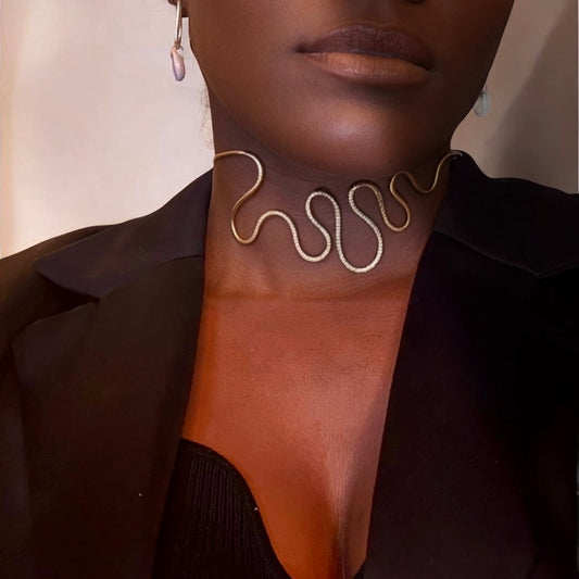 Ziga - Lett afrikansk messing choker-halskjede - Armbånd i overarmen - Håndlaget i Afrika