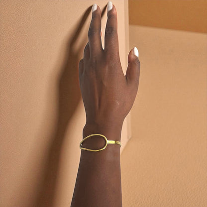 Yare - Håndlaget messingarmbånd - Justerbart - Laget i Senegal